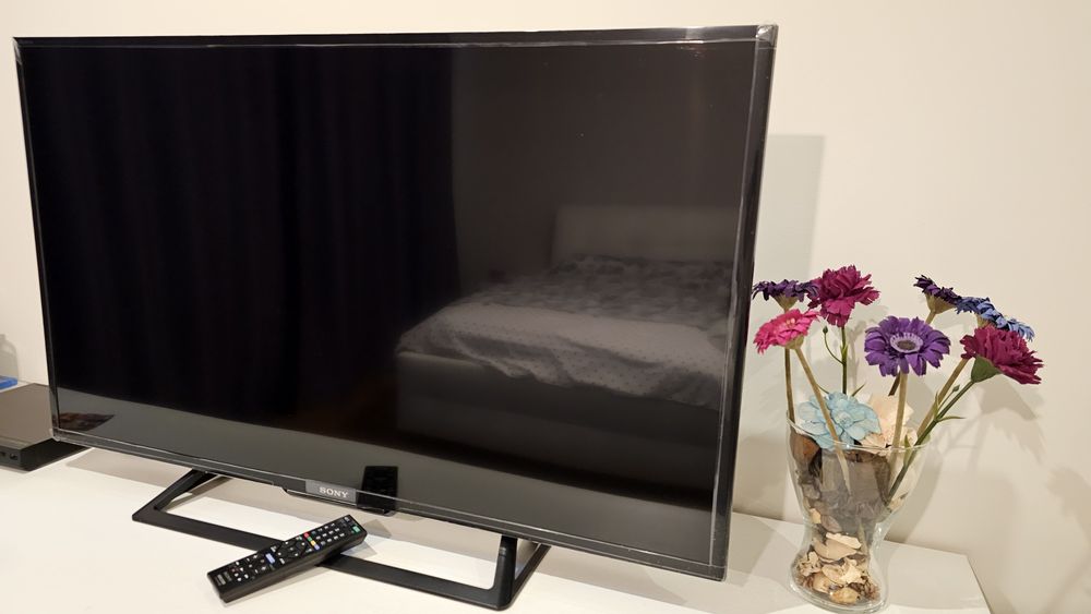TV Sony Model: KDL-40R450C