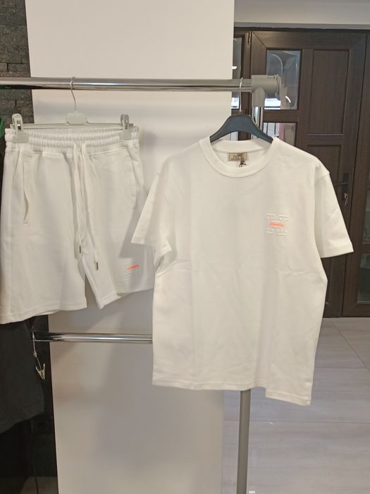 Compleu barbati Hermes