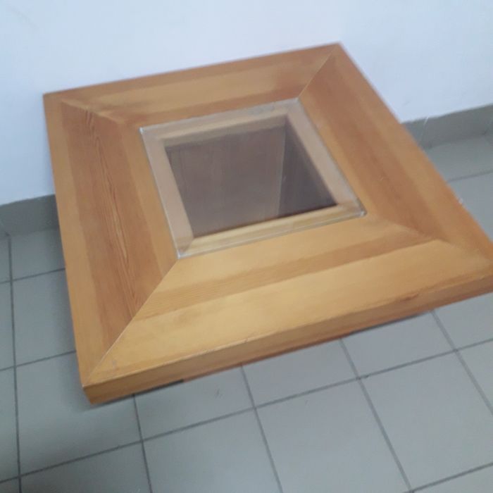 Журнальный столик