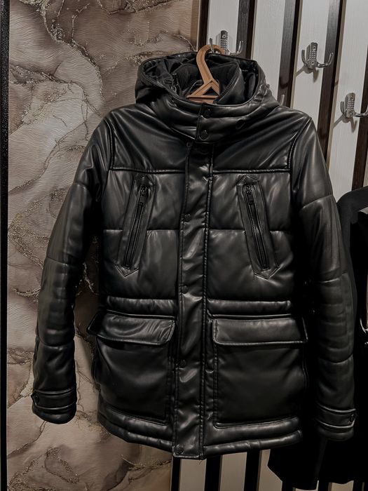 Продам мужскую весеннюю куртку