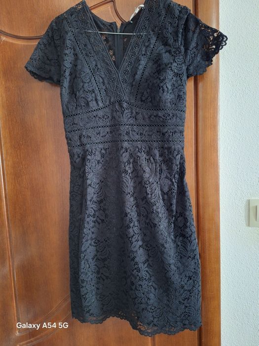 Рокля от дантела