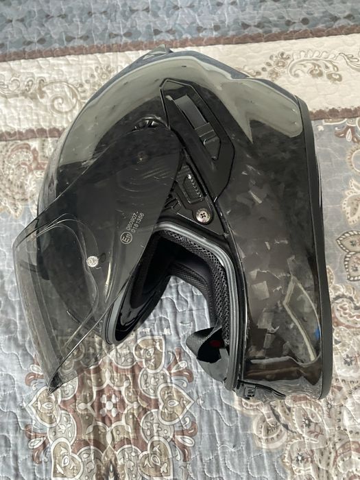 Scorpion EXO 1400 Onyx Carbon Air Solid — размер M — ИДЕАЛ