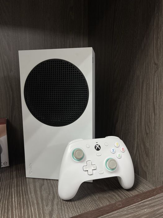 Xbox Series S 512GB + GameSir G7 SE