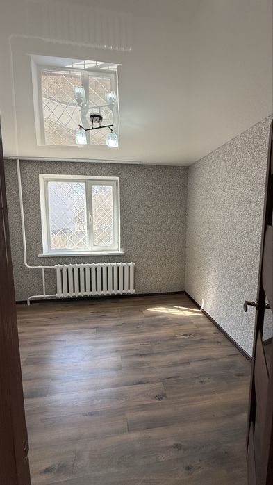 Продается 3-комнатная квартира