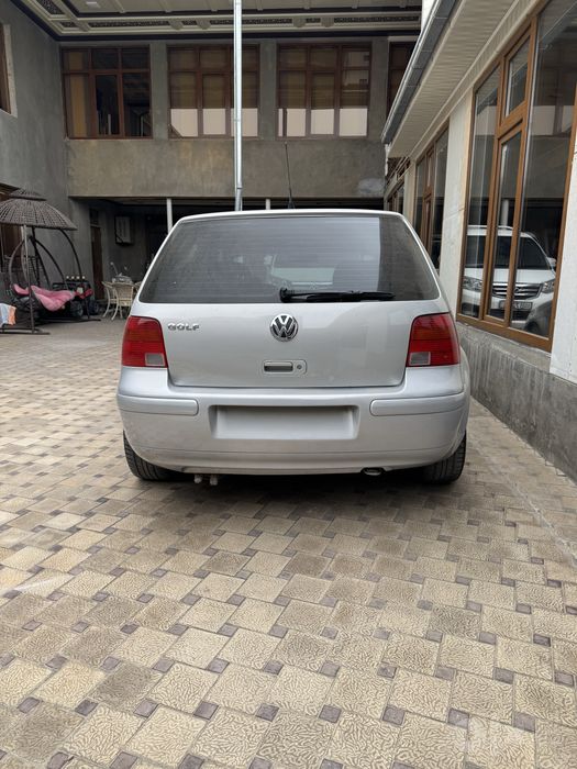 Volkswagen Golf 4
