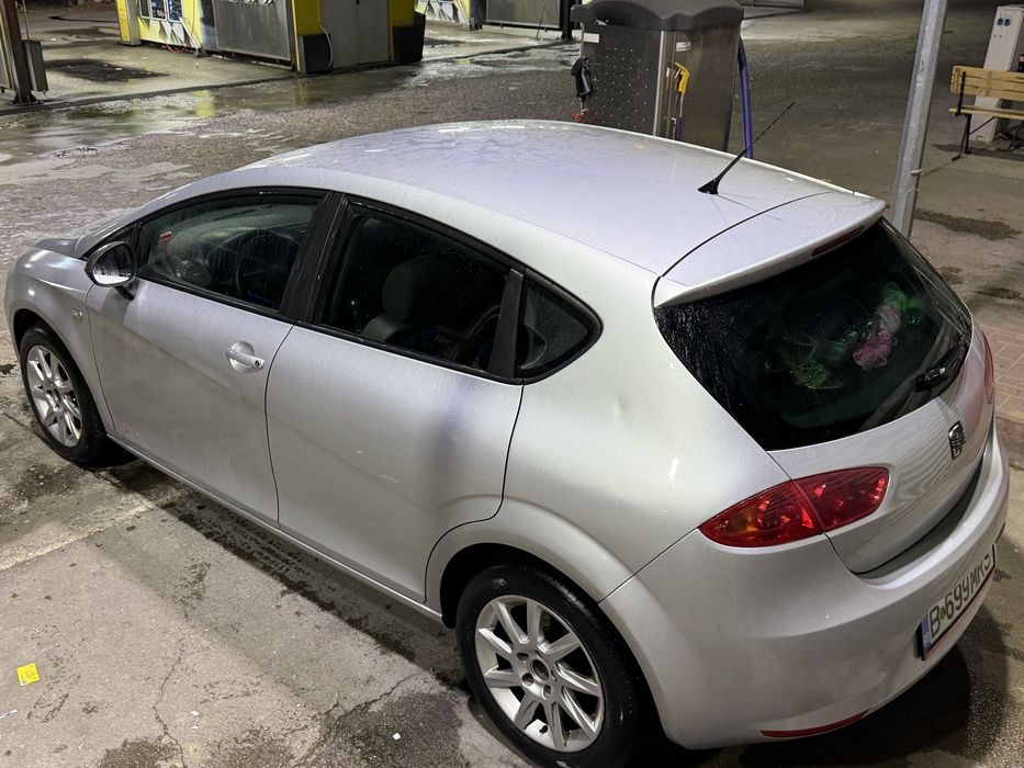 SEAT Leon 2012 — imagine 3