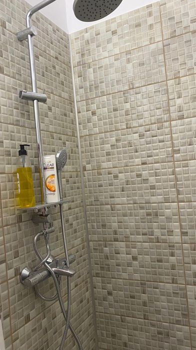 Inchiriez apartament