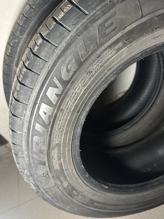 Продам резину трианжел практичестки новую.