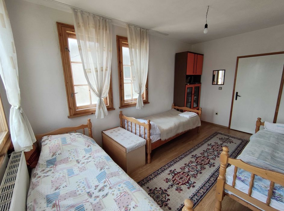 Продава се Къща в Котел - 320 кв.м за 688 €/кв.м - Снимка #11