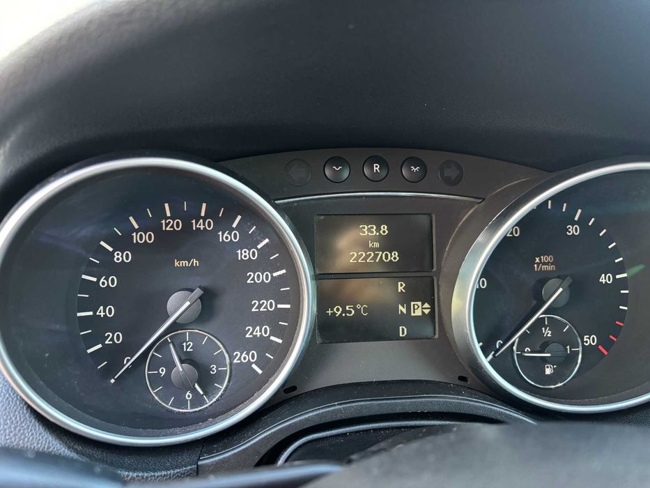 Mercedes ML 320 - ОБСЛУЖЕН - Android Auto Car Play