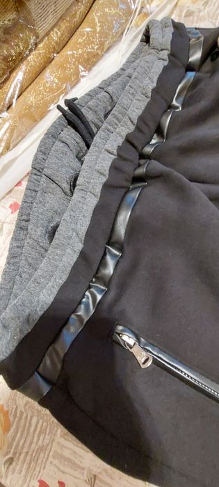 Срочно продаётся новый зимний мужской спортивный костюм производства Т