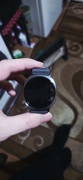 Galaxy watch 8 40MM LTE + подарък Кайшка