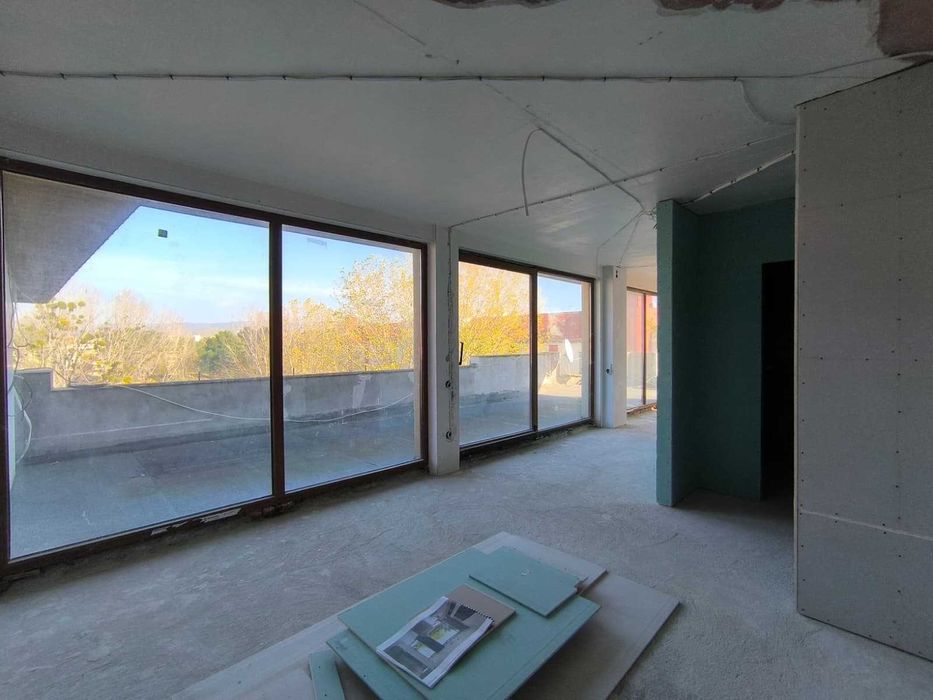 От собственик/ продава се двустаен апартамент 94 м. / к.к Слънчев бряг