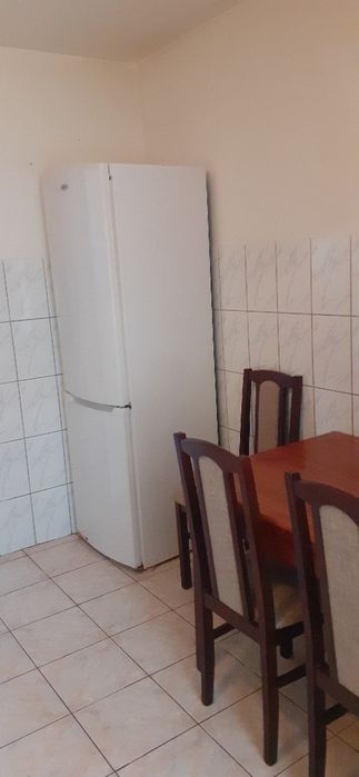 Închiriez apartament cu 3 camere in Gherla Aleea Stăruintei   la parter