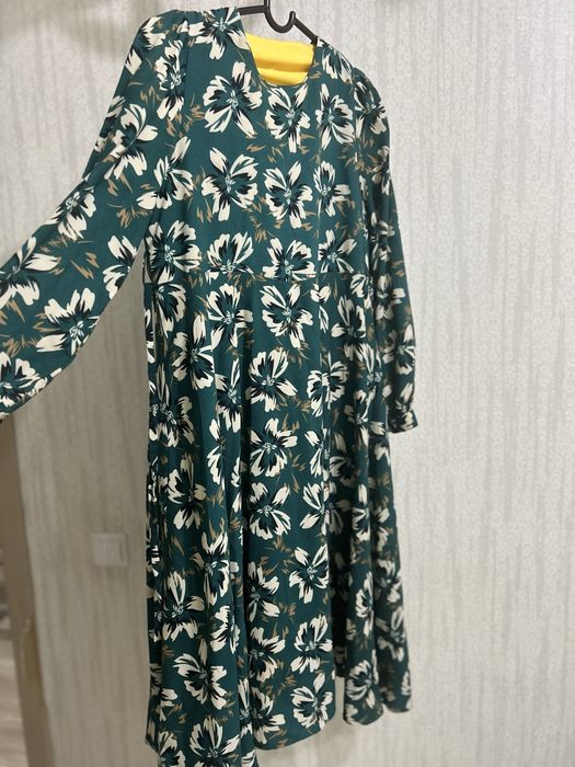 Продам платья 42 р