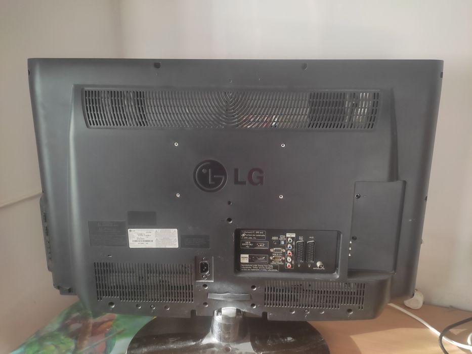 Lg телевизор  Ж/К