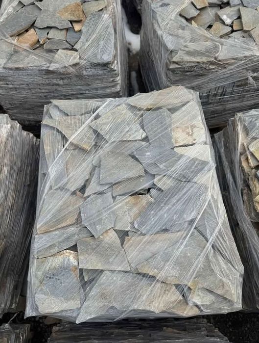 Vand si montez piatra naturala de munte