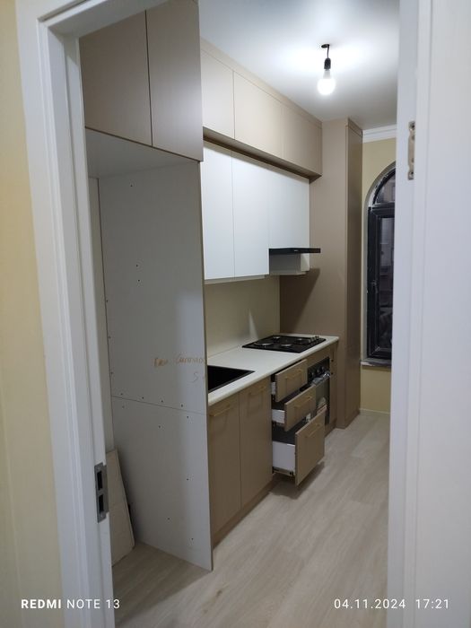 Твердый мебель на заказ быстро и качественно