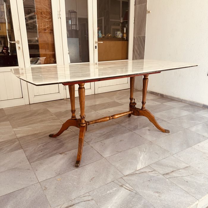 Италианска класическа маса с мраморен плот – неокласически стил