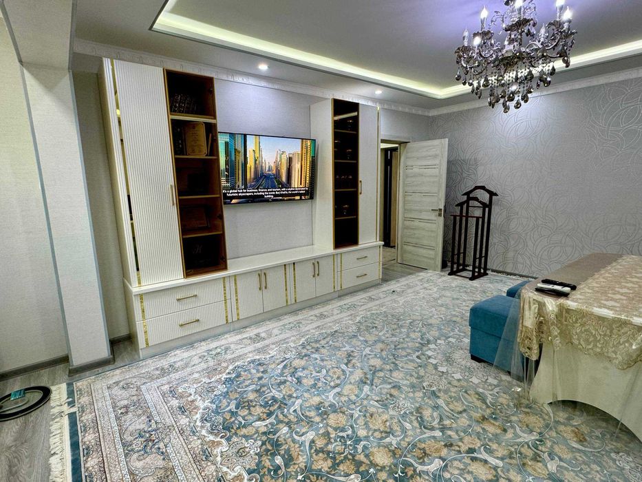 улица Бабура  2/3/9  Биржа  60м²