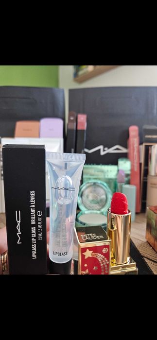 MAC фондьотен Studio Fix  Studio Radiance