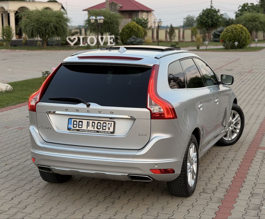 VOLVO XC60 2015 — imagine 4