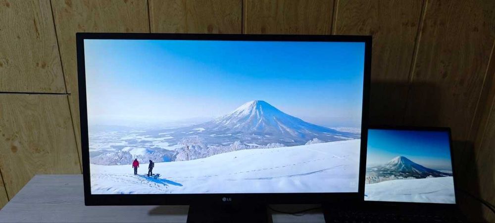 Продается монитор LG 27