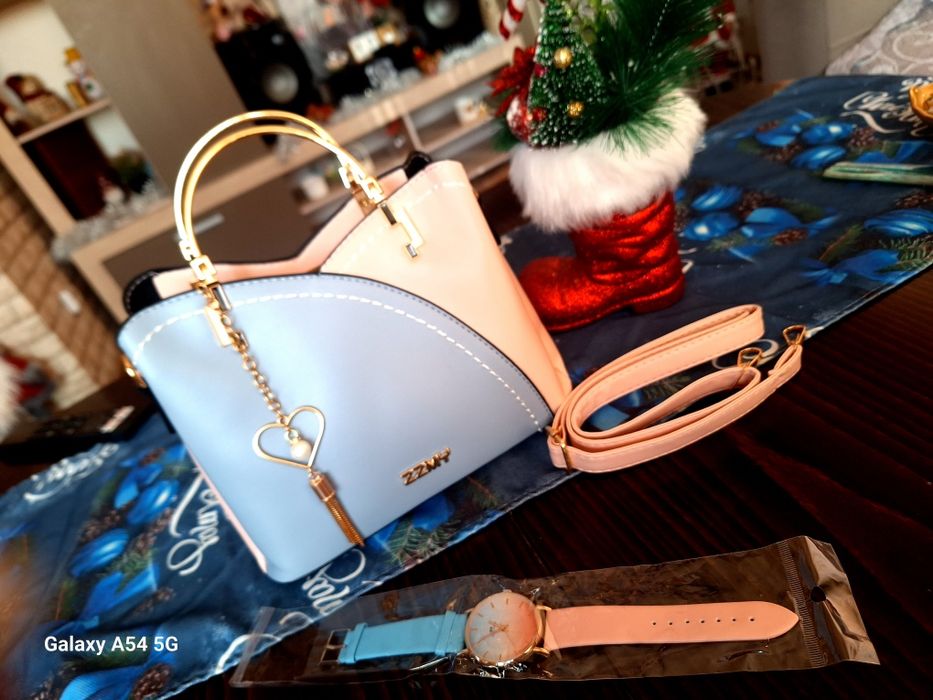 Дамска чанта плюс часовник