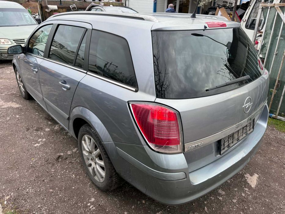 НА ЧАСТИ! Opel Astra H 1.6i Twinport 105 кс. Z16XEP Полуавтомат