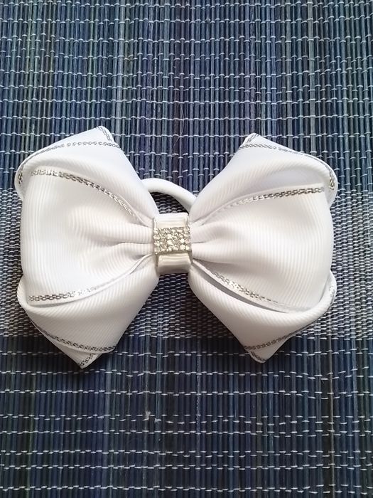 Нарядные бантики