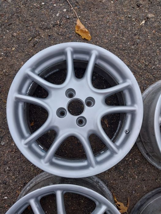 Диски R16 оригинал. На Гольф 3.