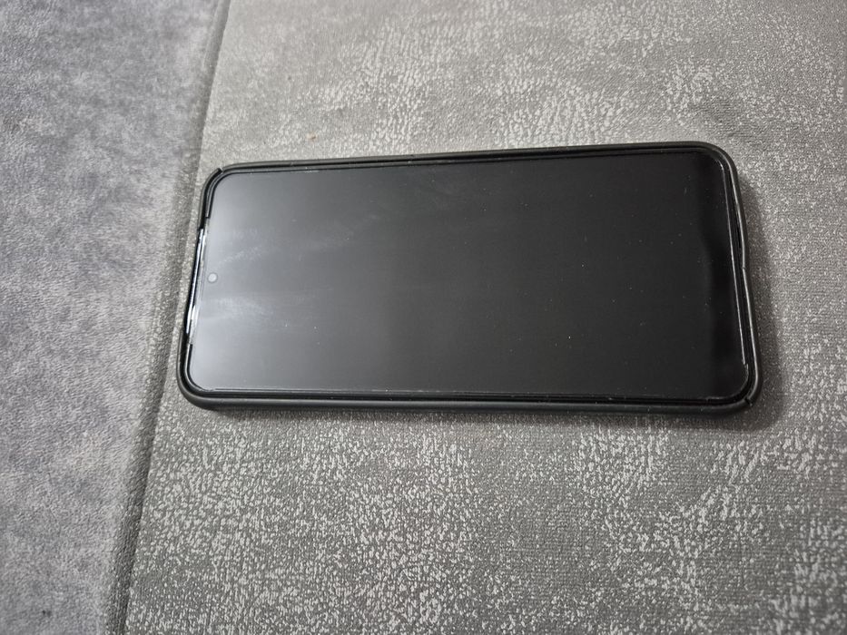 Продам Samsung S22