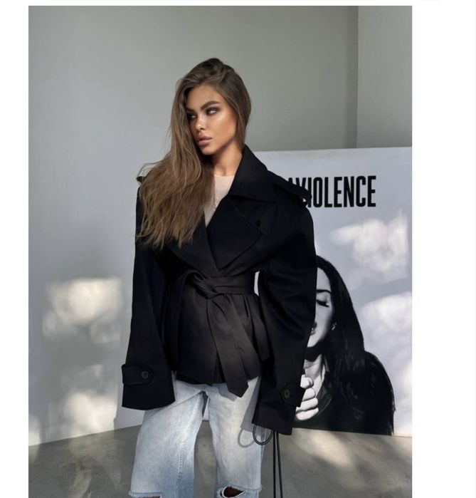 Тренч кароткий в тренде