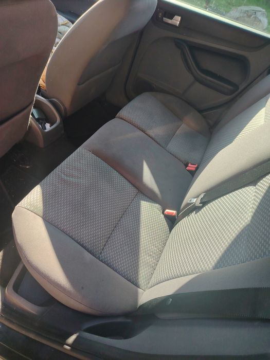 Vând/schimb  Ford focus An 2006 2.0 diesel 136 CP