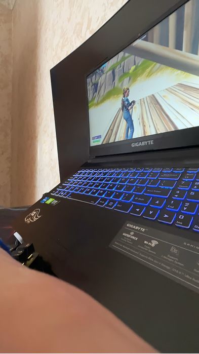 Gigabyte G5 GD Rtx 3050 Intel core i5 11400H