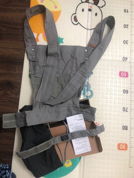 Sistem de purtat Marsupi Breeze light grey mărime S/M