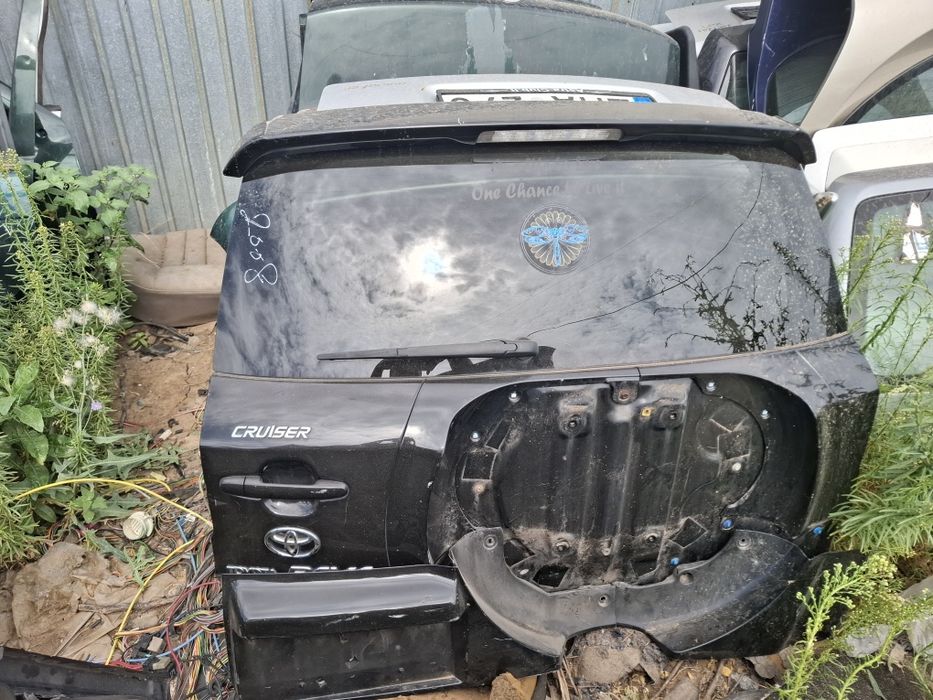 Двери раф 4 2008 год А3