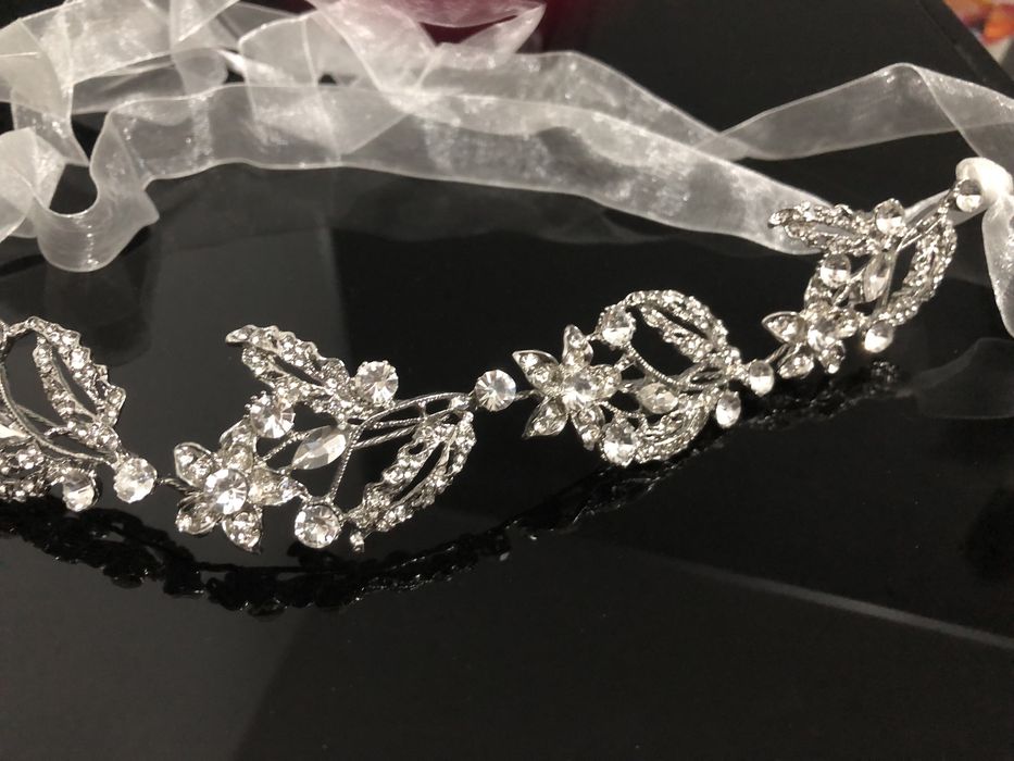 Accesoriu de par mireasa