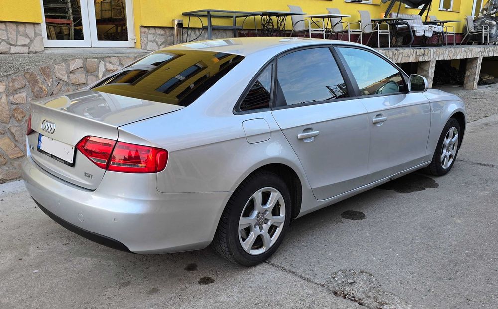 Audi A4 B8 1.8 TFSI – Îngrijit, pregătit de drum, set complet de anvelope