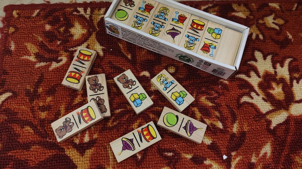 Игрушки для малышей