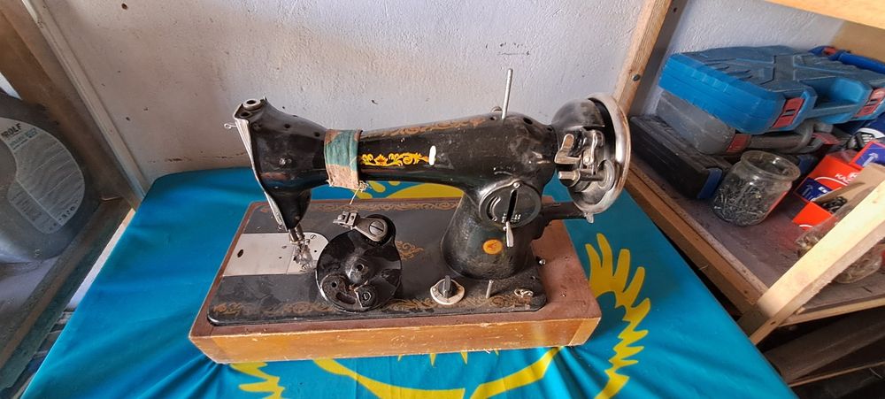 швейная машина продаеться