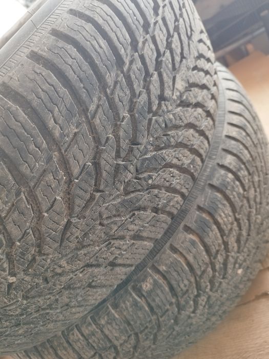 Зимни гуми нокиан nokian 215 60 17