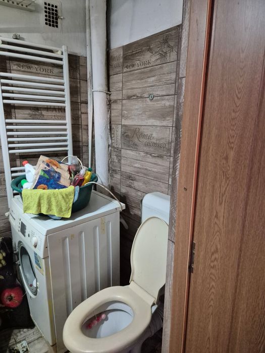 Vând apartament 2 camere, parter, Micro 1 , bloc cărămidă.