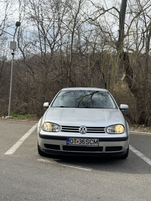Vand golf 4 ,motor 1.4 benzina