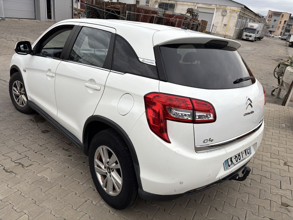 Citroen C4 Aircross Attraction 4x4 variante moto /atv