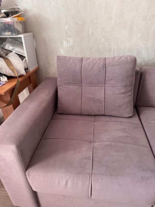 Продам диван 3 метра, в хорошем состоянии