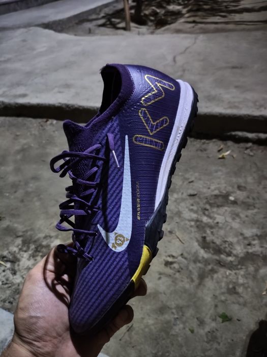 Сараканошка Nike air zoom