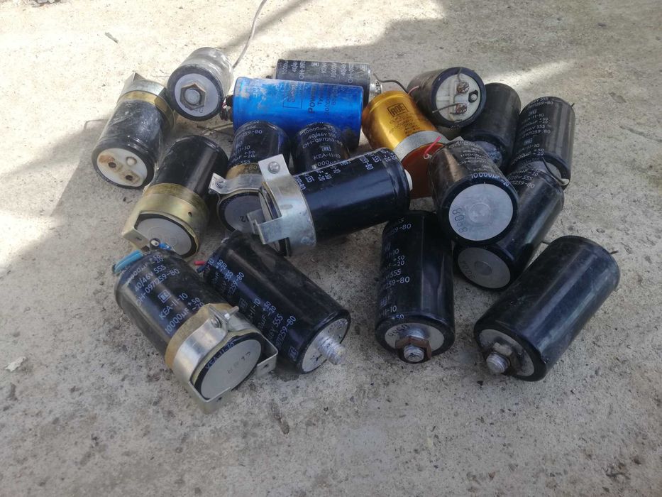 кондензатори 10000mf