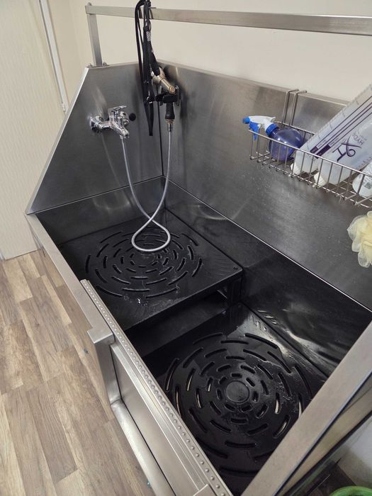 Вана за къпане на кучета (Груминг)