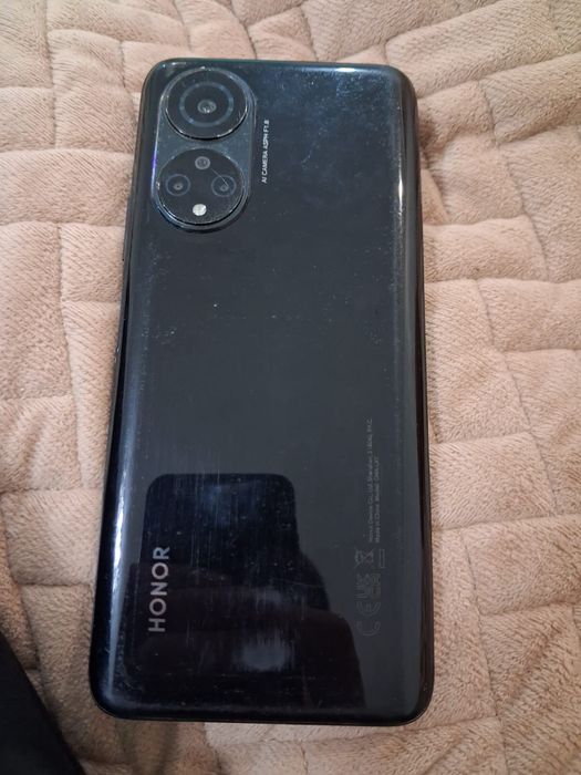 Продам телефон HONOR X7